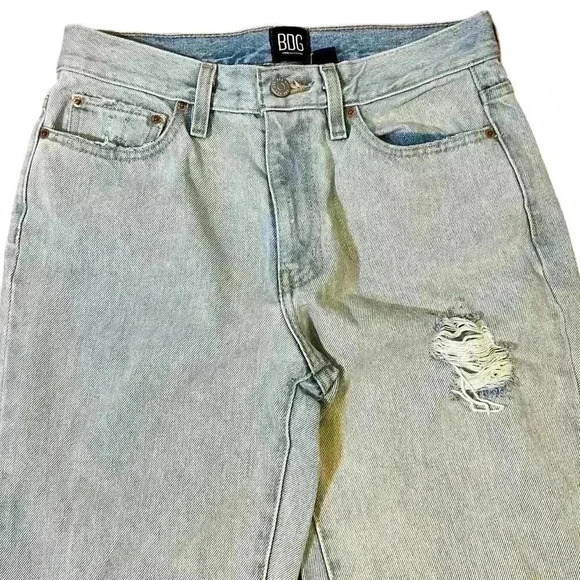 BDG Urban Outfitters Light Wash Bootcut Distressed Denim Jeans Size 27 High Rise - Picture 3 of 10